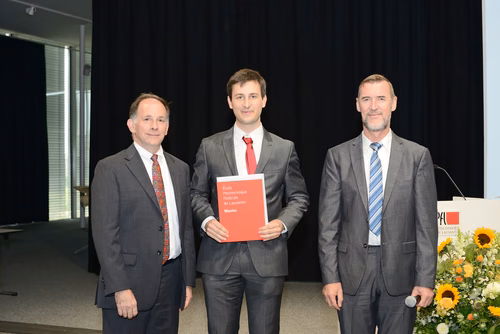 Remise des masters en informatique et systèmes de communication, le 1 octobre 2016
