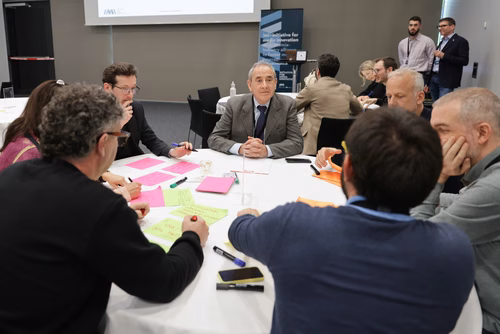 "Shaping the future of media and society: multidisciplinary projects on immersive and connected experiences and the open web".