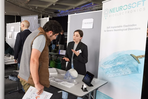 Co-organized by EPFL Alumni, EPFL Vice Presidency for Innovation & venturelab, the Startup Champions Seed Night is an annual startup conference & pitch competition bringing together the most promising entrepreneurs from EPFL and the rest of Switzerland, angel investors, mentors, industry leaders and local researchers and student.