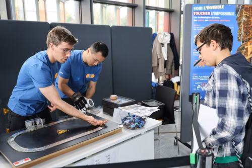 To celebrate 100 years of quantum science and technology, we invite you to discover the strange and fascinating world of quantum physics through hands-on activities, interactive demonstrations, workshops, and engaging talks.