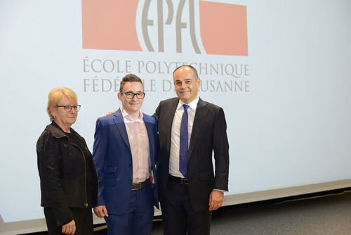 Remise des masters en informatique et systèmes de communication, le 1 octobre 2016
