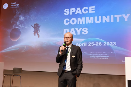 Challenges and opportunities in the space field. Practical and useful information for space industries and newcomers in the domain.