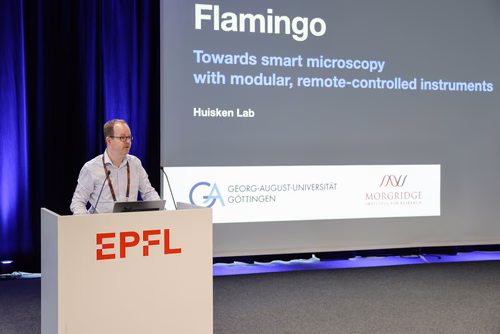 The theme of the conference is “Enabling Discovery by Integrating Microscopy, Machine Learning, and Automation”. The first of its kind in the field, it will bring together about 150 scientists from Europe and abroad working at the forefront of imaging, AI, and hardware development to re-imagine the microscope of the future.