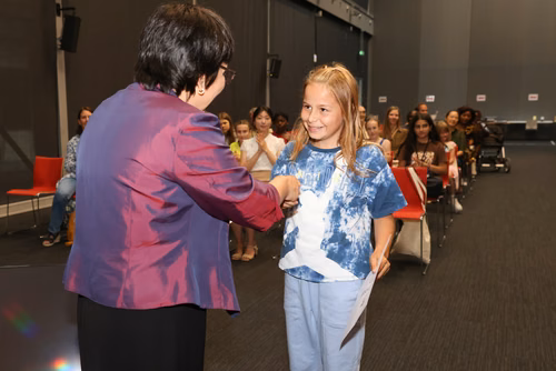 Remises des attestations pour les filles, Genève 2022