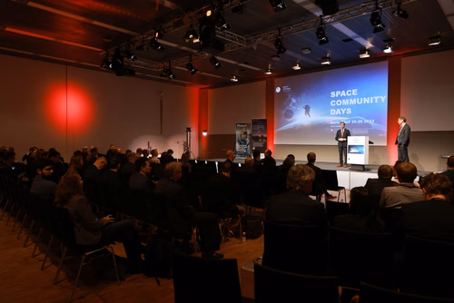 Challenges and opportunities in the space field. Practical and useful information for space industries and newcomers in the domain.