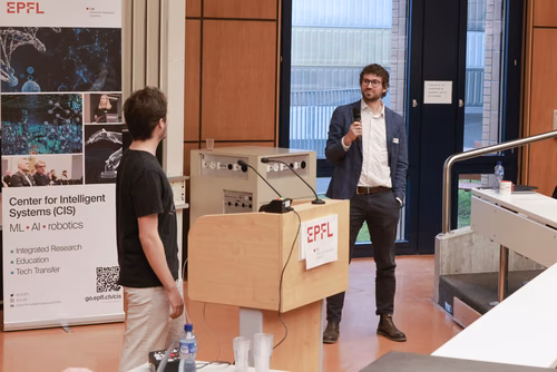 La conférence sur les systèmes de traitement de l'information neuronale (NeurIPS) est la principale conférence sur l'apprentissage automatique.
