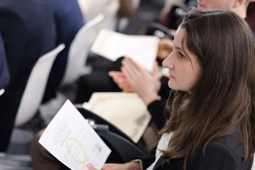 Cérémonie de remise des diplômes aux étudiants MNIS