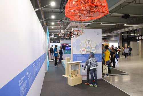 L’EPFL vous propose d’explorer ces liens étroits entre science et monde animal à travers une exposition de 200m2 présentant une sélection de projets de recherche issus des laboratoires de l’École.