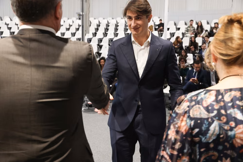Cérémonie de remise des diplômes aux étudiants MNIS