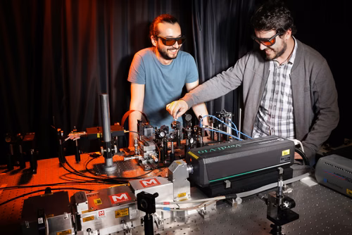 Des réseaux neuronaux optiques efficaces pour une IA moins énergivore.