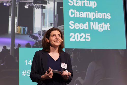 The 14th edition of Startup Champions Seed Night stood out for its celebration of 20 promising startups, competing in a highly anticipated pitch contest. With more than 500 attendees both at EPFL and online, the event united budding entrepreneurs from EPFL and the Canton of Vaud, alongside angel investors, mentors, industry leaders, and researchers. The evening demonstrated the strength of innovation coming out of the region.