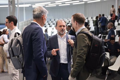 "From Promise to Impact : AI in Switzerland"