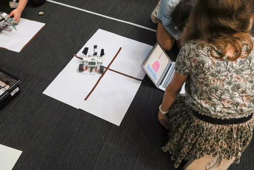 Remises des attestations pour les filles, Genève 2022