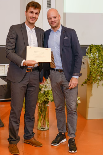 Remise des masters en ingénierie financière et en management de la technologie