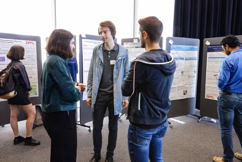 Session posters et présentations lors de la "PHYSICS DAY 2023"