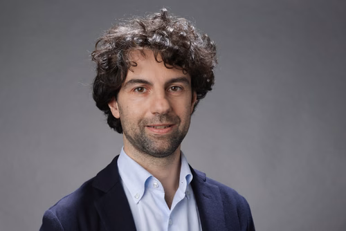 Plus les scientifiques en apprendront sur les coûts et les bénéfices de la densification urbaine, plus les urbanistes pourront prendre des mesures éclairées, explique Gabriele Manoli, professeur assistant à l'EPFL