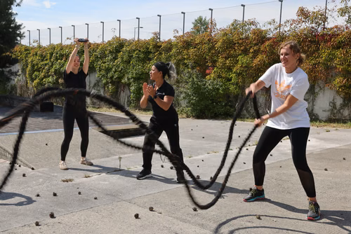 L’exercice physique et la méditation sont des méthodes qui ont fait leurs preuves pour conjurer le stress. Ces deux pratiques sont offertes gratuitement à la communauté EPFL chaque semaine lors de sessions de 30 minutes.
