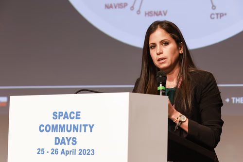 Challenges and opportunities in the space field. Practical and useful information for space industries and newcomers in the domain.