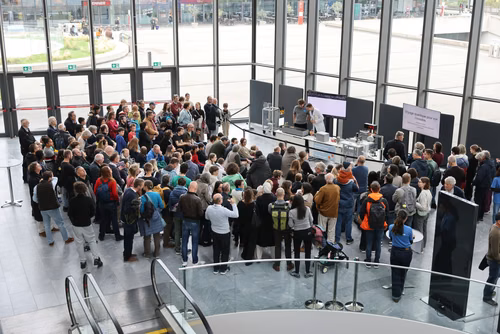 To celebrate 100 years of quantum science and technology, we invite you to discover the strange and fascinating world of quantum physics through hands-on activities, interactive demonstrations, workshops, and engaging talks.