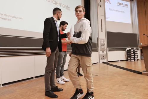 Journée à la découverte des Sciences et Remise attestations pour les enfants du Jura