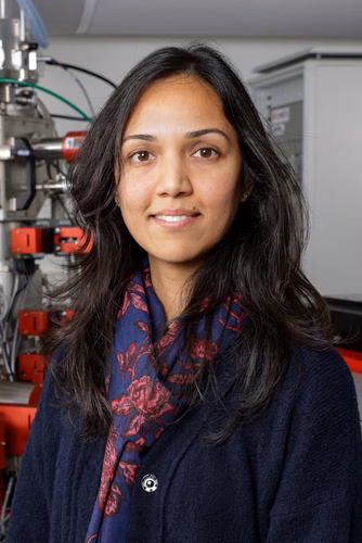 Priya Ramakrishna professeure assistante d’ingénierie de l’environnement à la Faculté de l’environnement naturel, architectural et construit (ENAC)