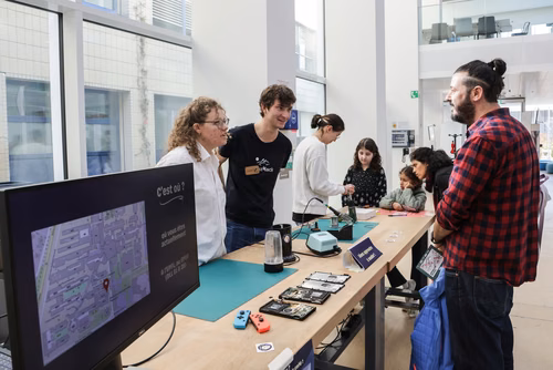La découverte des sciences et des technologies au cœur du campus, pour les adultes et les enfants.