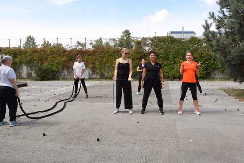 L’exercice physique et la méditation sont des méthodes qui ont fait leurs preuves pour conjurer le stress. Ces deux pratiques sont offertes gratuitement à la communauté EPFL chaque semaine lors de sessions de 30 minutes.