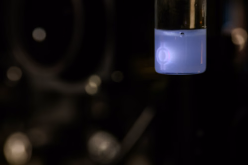 A team of EPFL engineers has developed a 3D-printing method that uses light to make objects out of opaque resin in a matter of seconds. Their breakthrough could have promising applications in the biomedical industry, such as to make artificial arteries. EPFL’s Laboratory of Applied Photonic Devices (LAPD)