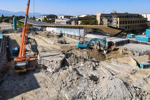 Chantier Double Deck, Démolition et terrassement