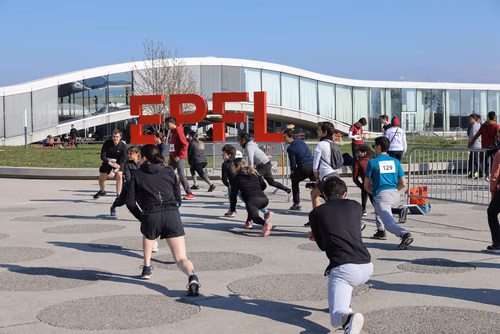 L'EPFL, l'AGEPoly et le Service des Sports Universitaires ont le le plaisir de vous inviter au cross de printemps qu'ils organisent.