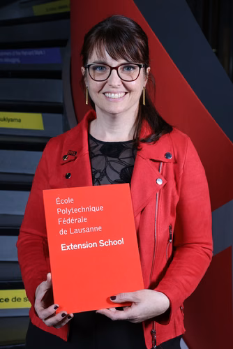 Remise des diplômes COS aux participants d'Extension School