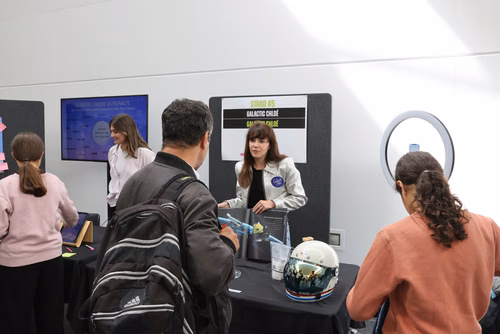 Le Meet up national annuel du Coding club des filles sur le campus de l’EPFL Service de promotion des sciences SPS 