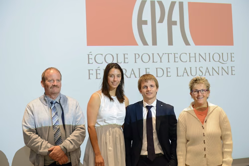 Remise des masters en informatique et systèmes de communication, le 1 octobre 2016