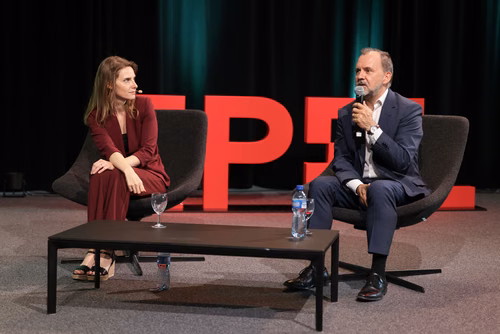 "From Promise to Impact : AI in Switzerland"