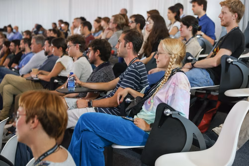 The EPFL School of Life Sciences turned 20 and celebrates this occasion with a unique symposium.