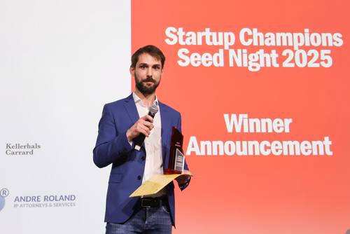 The 14th edition of Startup Champions Seed Night stood out for its celebration of 20 promising startups, competing in a highly anticipated pitch contest. With more than 500 attendees both at EPFL and online, the event united budding entrepreneurs from EPFL and the Canton of Vaud, alongside angel investors, mentors, industry leaders, and researchers. The evening demonstrated the strength of innovation coming out of the region.