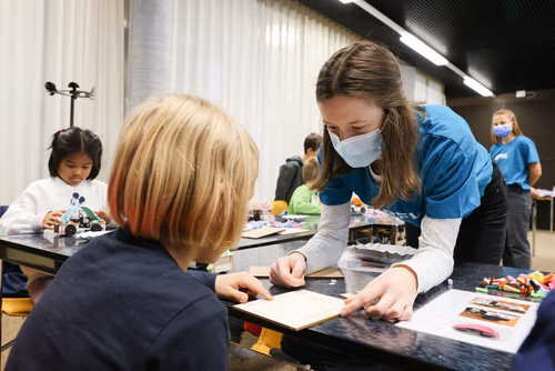 Ateliers scientifiques d’une heure pour les jeunes âgés de 7 à 13 ans proposés les 13 et 14 novembre 2021 à l’EPFL Valais Wallis
