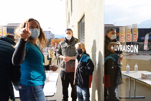 Ateliers scientifiques d’une heure pour les jeunes âgés de 7 à 13 ans proposés les 13 et 14 novembre 2021 à l’EPFL Valais Wallis
