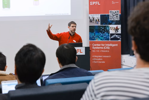 L'apprentissage automatique a été la principale force motrice pour amener l'intelligence artificielle dans le monde réel. Cet atelier vise à réunir des étudiants et des jeunes chercheurs de l'EPFL-CIS et du RIKEN-AIP et à discuter des dernières réalisations, applications et défis de l'apprentissage automatique. Cet événement fait partie d'une série d'échanges institutionnels entre le RIKEN-AIP et l'EPFL-CIS depuis 2020, basés sur un protocole d'accord entre les deux institutions visant à établir une relatio