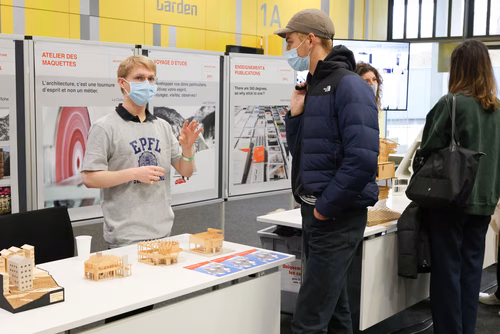 Journées des gymnasiens accueil et stands 