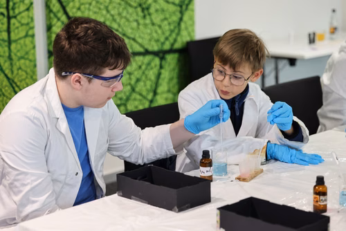 To celebrate 100 years of quantum science and technology, we invite you to discover the strange and fascinating world of quantum physics through hands-on activities, interactive demonstrations, workshops, and engaging talks.