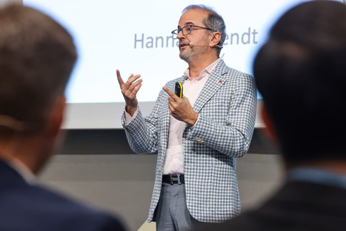 Campus lecture Guido Palazzo.