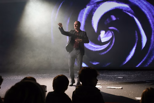 Noël des enfants du personnel de l’EPFL 2022, spectacle Tinka
