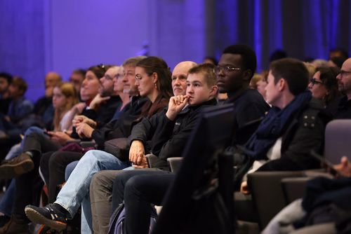 To celebrate 100 years of quantum science and technology, we invite you to discover the strange and fascinating world of quantum physics through hands-on activities, interactive demonstrations, workshops, and engaging talks.