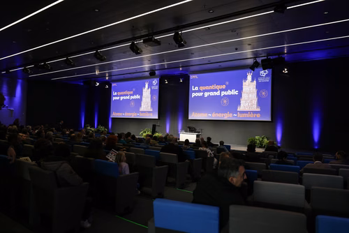 To celebrate 100 years of quantum science and technology, we invite you to discover the strange and fascinating world of quantum physics through hands-on activities, interactive demonstrations, workshops, and engaging talks.