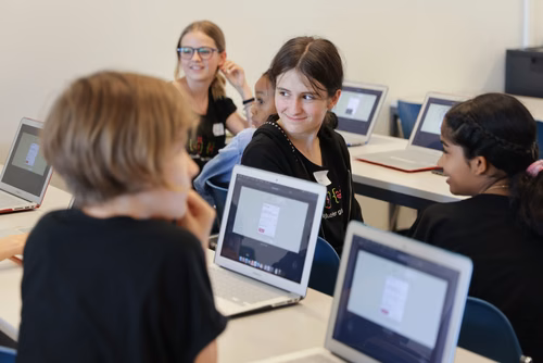 Le Meet up national annuel du Coding club des filles sur le campus de l’EPFL