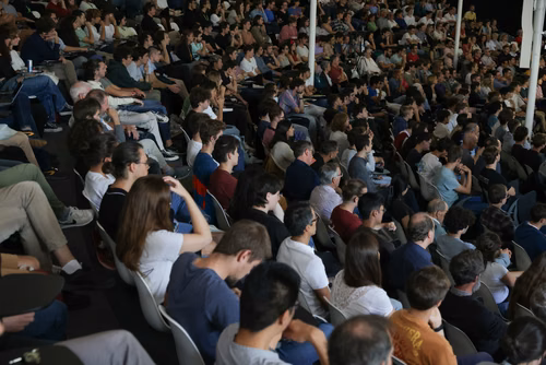 Conférence d'Alain Aspect, prix Nobel de physique 2022
