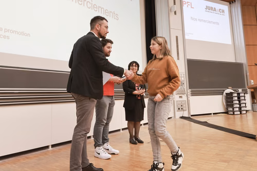 Journée à la découverte des Sciences et Remise attestations pour les enfants du Jura