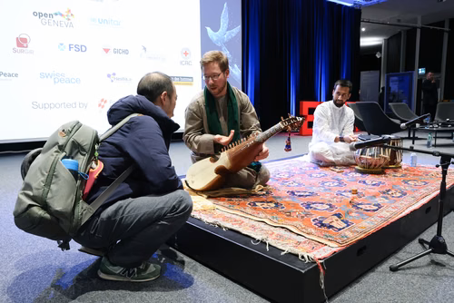 The EPFL EssentialTech Centre invites you to join 5 inspiring panelists in their reflections on how science and technology can be harnessed in the pusuit of peace. The objective is to identify how STEM can be leveraged to address all forms of violence.