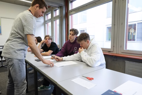 Journée de sensibilisation aux Sciences à Thoune. Organisé par le service de promotion des études